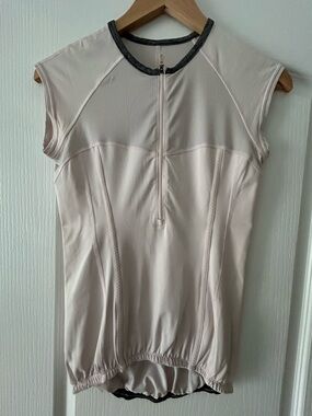 Lululemon light pink Sleeveless Zip-Front Cycling Jersey